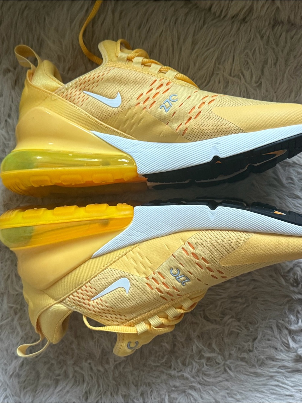Super Rare Nike Women’s Yellow Air Max 270 - Picture 8 of 9